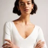 CILESTE Fitted V-Neck Long Sleeve Knit Top