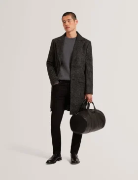 ROST Chunky Knit Crew Neck Sweater
